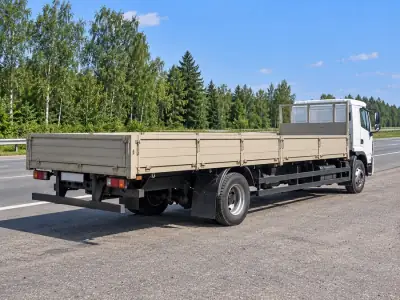 Бортовой 7 т Воронеж — Курск, фото 4 — сзади