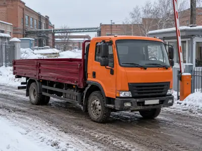 Бортовой 5 т Воронеж — Санкт-Петербург, фото 1 — спереди