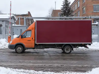 Фургон 3 т Новороссийск — Омск, фото 3 — сбоку