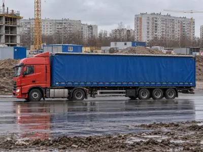 Шторная еврофура 20 т Екатеринбург — Владивосток, фото 1 — спереди