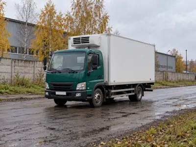 Рефрижератор 5 т Омск — Нижний Новгород, фото 1 — спереди