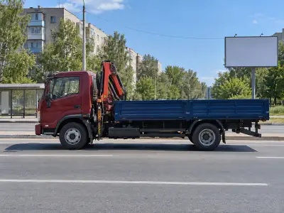 Манипулятор 5 т Челябинск — Златоуст, фото 1 — спереди