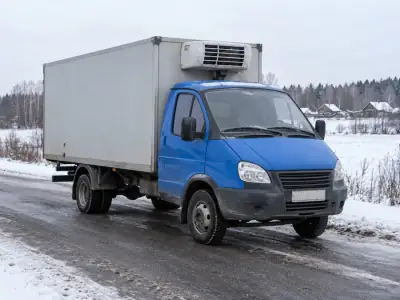 Рефрижератор 1.5 т Владивосток — Спасск-Дальний, фото 2 — с другой стороны
