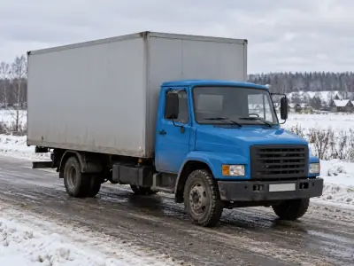 Фургон 5 т Тюмень — Омск, фото 2 — с другой стороны