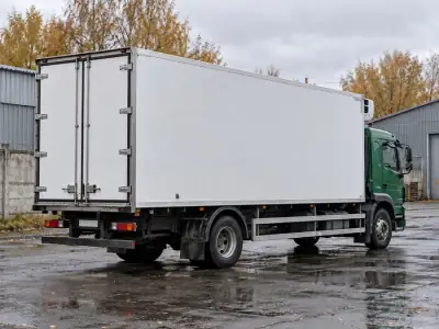 Рефрижератор 10 т Омск — Воронеж, фото 4 — сзади
