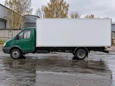 Фургон 3 т Омск — Санкт-Петербург, фото 3 — сбоку