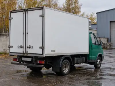 Рефрижератор 1.5 т Самара — Тюмень, фото 4 — сзади