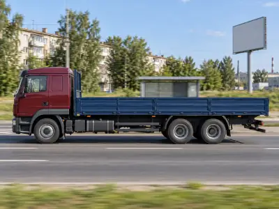 Бортовой 7 т Уфа — Новосибирск, фото 1 — спереди