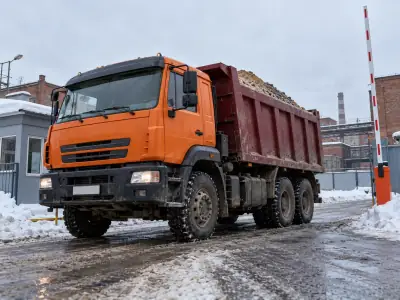 Самосвал 20 т Казань — Омск, фото 1 — спереди