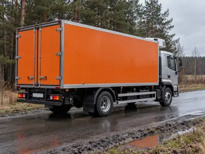 Рефрижератор 5 т Тольятти — Челябинск, фото 1 — спереди