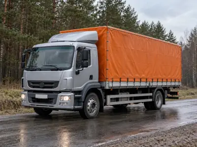 Тентованная фура 10 т Тюмень — Санкт-Петербург, фото 1 — спереди