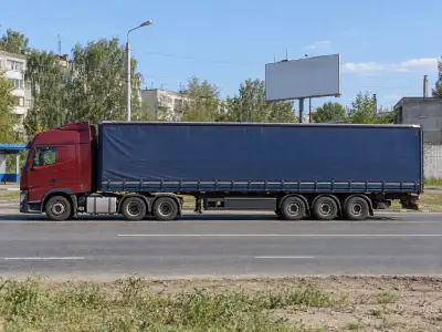 Еврофура 20 т Челябинск — Екатеринбург, фото 1 — спереди