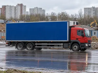 Рефрижератор 10 т Новосибирск — Волгоград, фото 1 — спереди