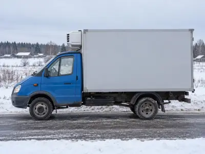 Рефрижератор 1.5 т Челябинск — Екатеринбург, фото 3 — сбоку
