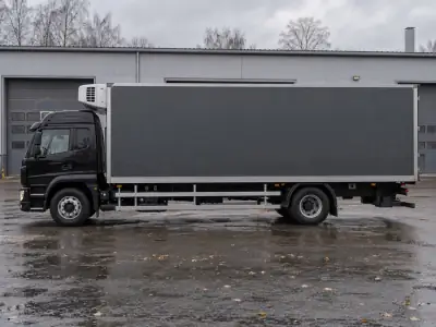 Рефрижератор 10 т Омск — Челябинск, фото 3 — сбоку