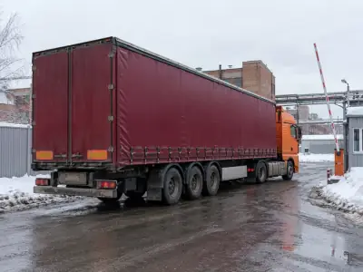 Шторная еврофура 20 т Краснодар — Тюмень, фото 4 — сзади