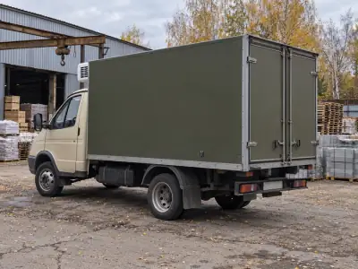 Рефрижератор 1.5 т Санкт-Петербург — Мурманск, фото 4 — сзади