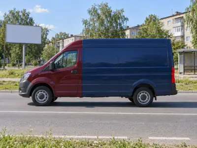Фургон 1.5 т Уфа — Тюмень, фото 1 — спереди