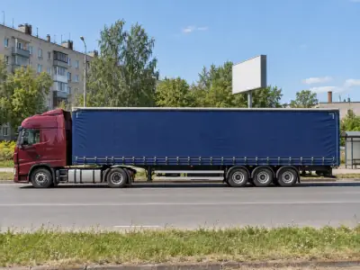 Шторная еврофура 20 т Казань — Омск, фото 3 — сбоку