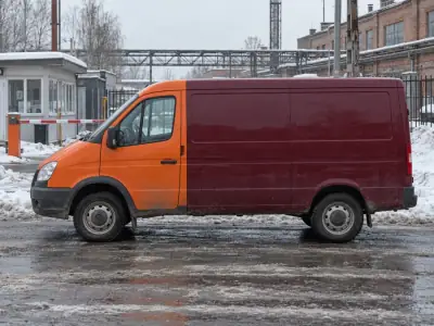 Фургон 1.5 т Омск — Воронеж, фото 3 — сбоку
