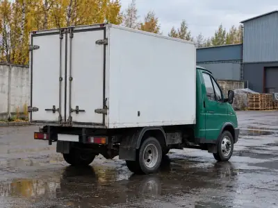 Газель 1.5 т Псков — Санкт-Петербург, фото 4 — сзади