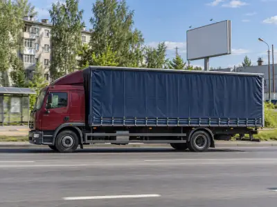 Шторная фура 10 т Пермь — Москва, фото 1 — спереди