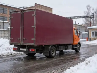 Фургон 5 т Новороссийск — Воронеж, фото 4 — сзади