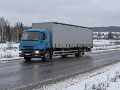 Шторная фура 10 т Омск — Екатеринбург, фото 1 — спереди
