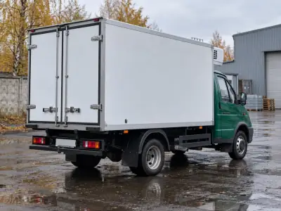 Рефрижератор 1.5 т Владивосток — Новороссийск, фото 4 — сзади