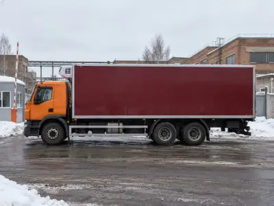 Рефрижератор 10 т Новосибирск — Воронеж, фото 3 — сбоку