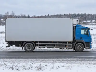 Рефрижератор 10 т Ноябрьск — Тюмень, фото 1 — спереди