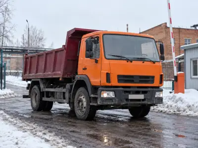 Самосвал 10 т Москва — Омск, фото 1 — спереди