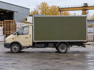 Рефрижератор 1.5 т Красноярск — Санкт-Петербург, фото 3 — сбоку