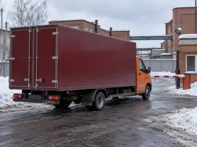 Фургон 3 т Уфа — Воронеж, фото 4 — сзади