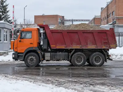 Самосвал 20 т Владивосток — Москва, фото 3 — сбоку