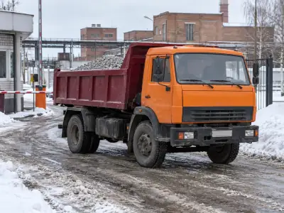 Самосвал 10 т Владивосток — Тюмень, фото 1 — спереди